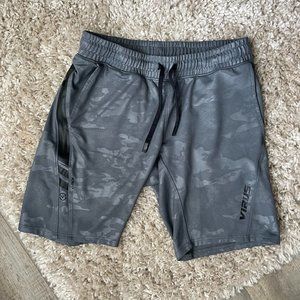 Virus Shorts Lot Size L